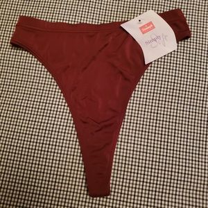 Triumph Thong